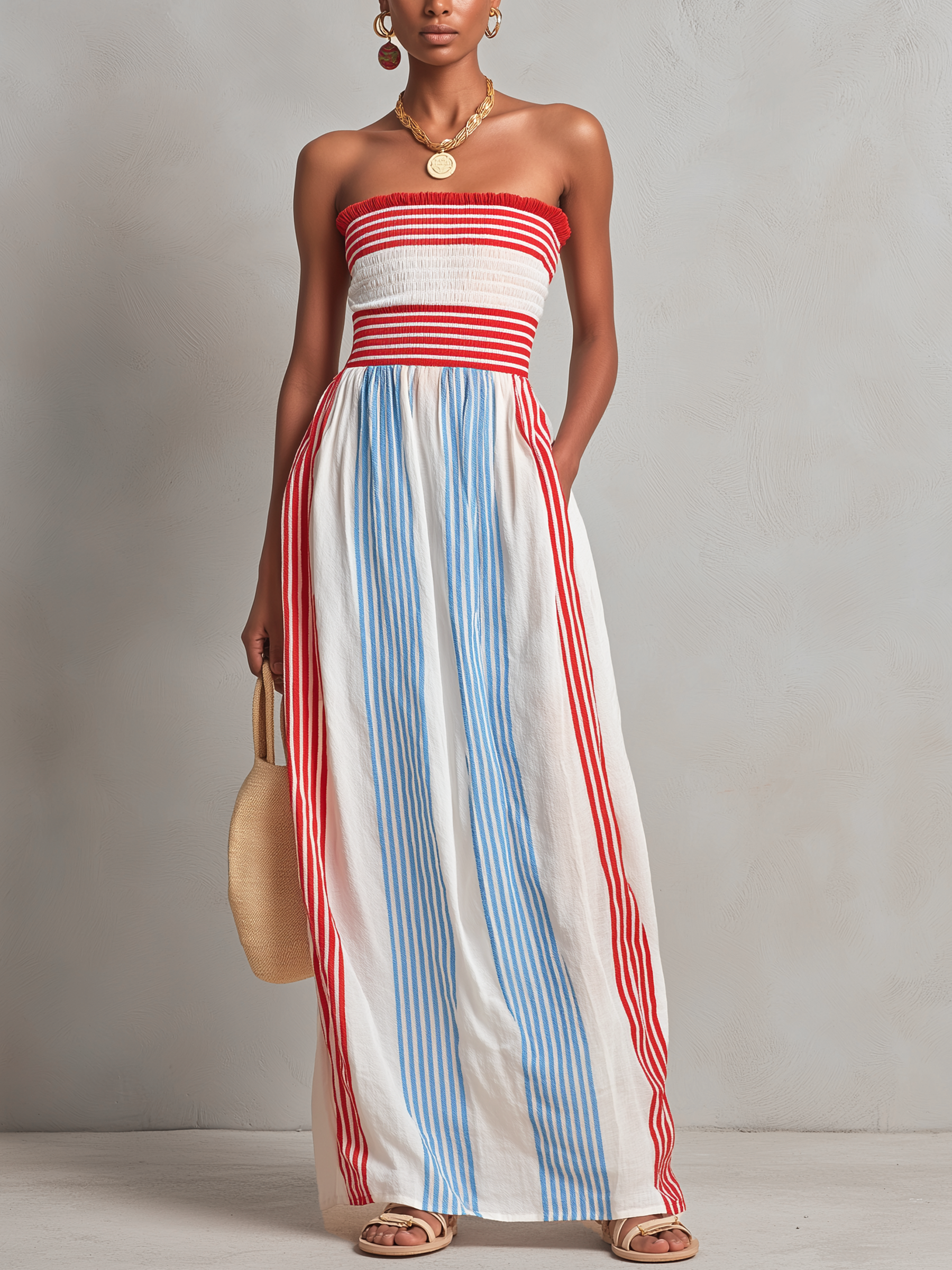 Nuria | Vestido maxi sin tirantes a rayas rojas y azules con fruncido