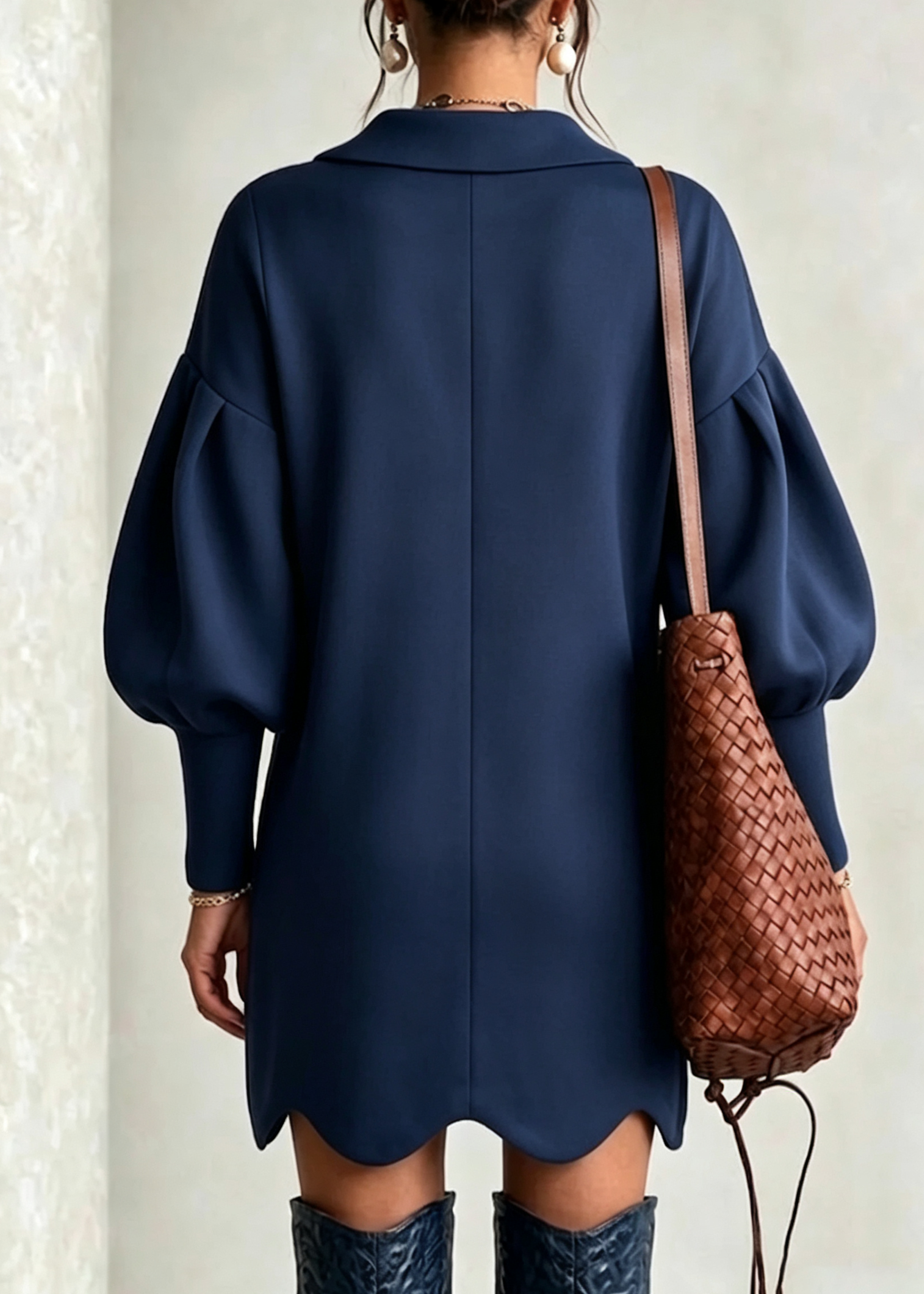 Vestido Mini Suelto con Mangas Largas y Volantes en Azul Marino