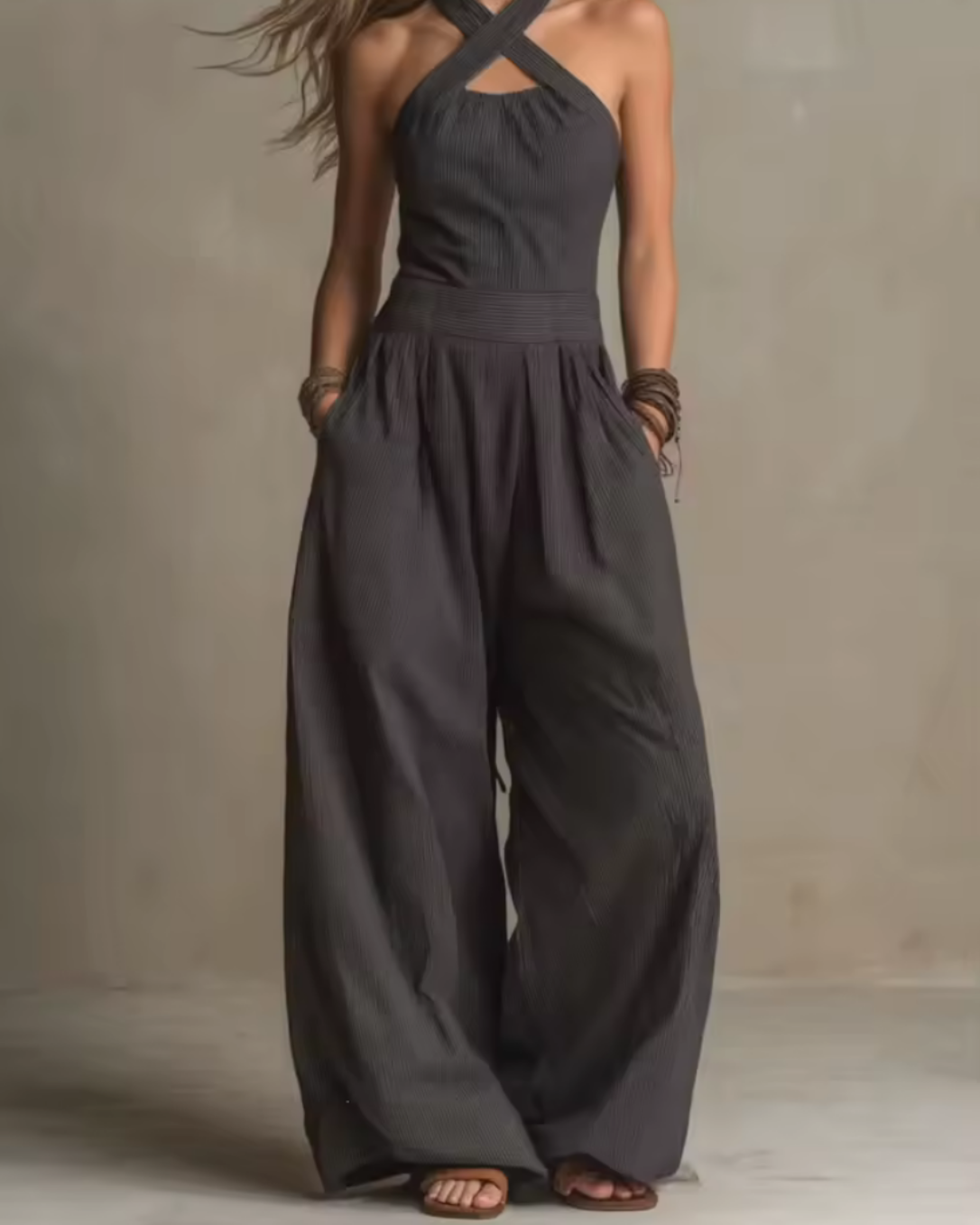 Vera | Mono Halter de Pierna Ancha