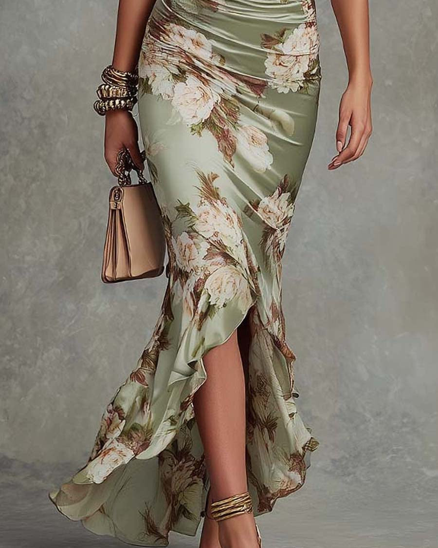 Ivy | Vestido largo asimétrico de satén verde