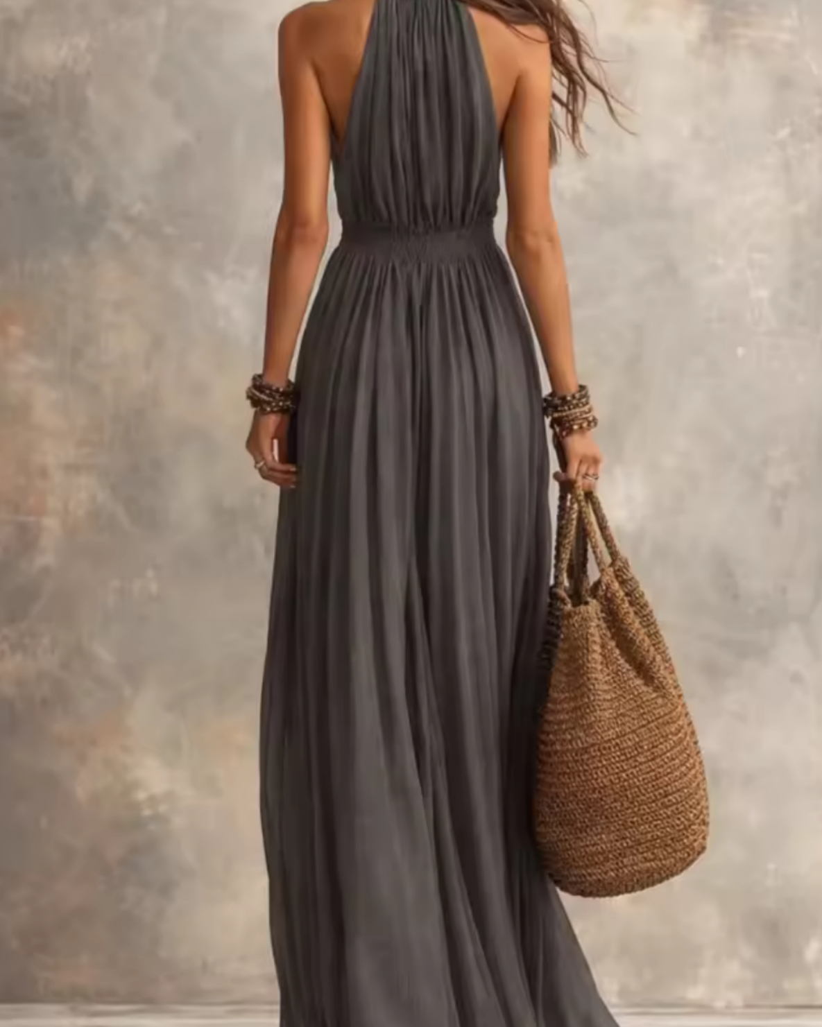 Aura | Vestido Halter de Caida Fluida