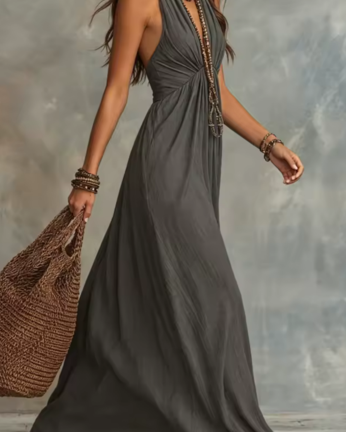 Aura | Vestido Halter de Caida Fluida