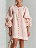 Valentina | Vestido Mini Rosa de Flores con Puños Florales Impactantes