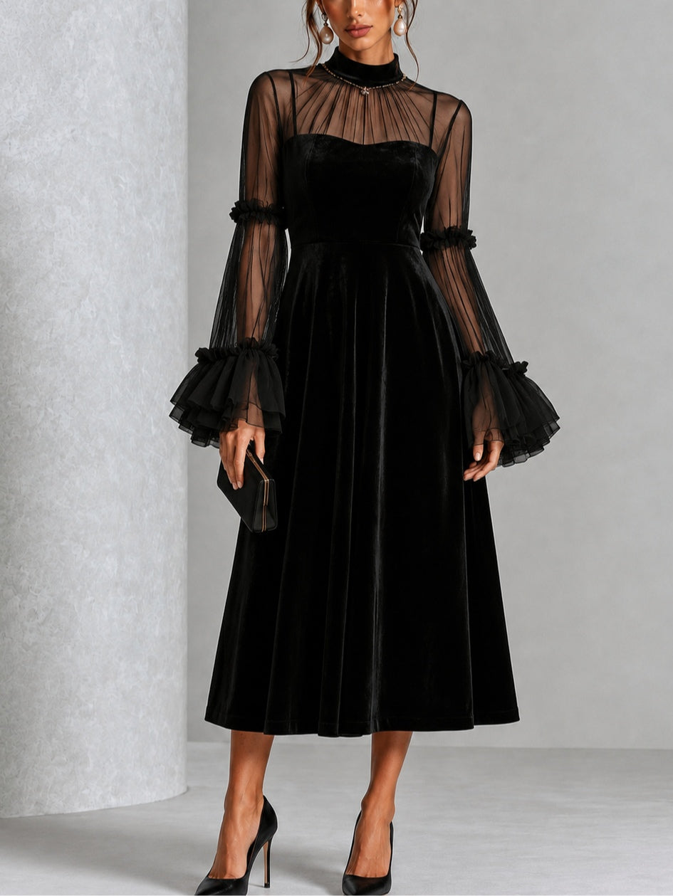 Vestido Midi Plisado de Terciopelo Negro y Malla Transparente